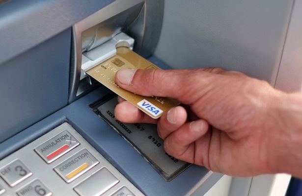 O ataque cibernético conhecido como WannaCry ou WannaCrypt tem dado sinais de que a rede de ATMs da Índia podem ser o próximo alvo, e que caso isso ocorra ate 70% das maquinas poderiam ser afetadas.