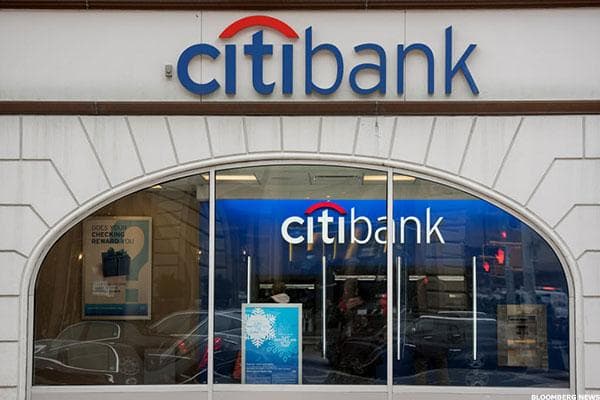 O conglomerado financeiro internacional Citigroup Inc. e a NASDAQ, (Citi) em parceria com a startup Chain, anunciaram a criação de uma plataforma de blockchain para o mercado de títulos.