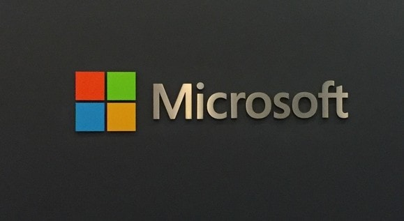 A Microsoft confirmou que suspendeu temporariamente os pagamentos em Bitcoin, contudo, alguns dias depois retornou novamente a essa opção. O motivo da decisão foi as altas taxas de comissão e volatilidade da Primeira Moeda.